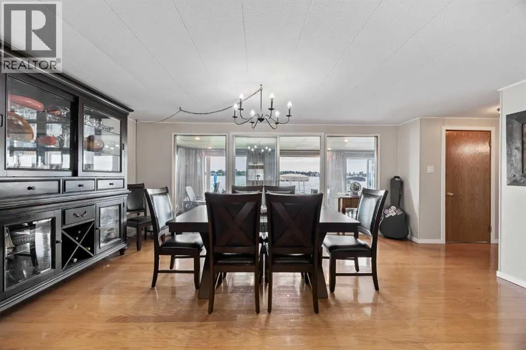 828 West Chestermere Drive