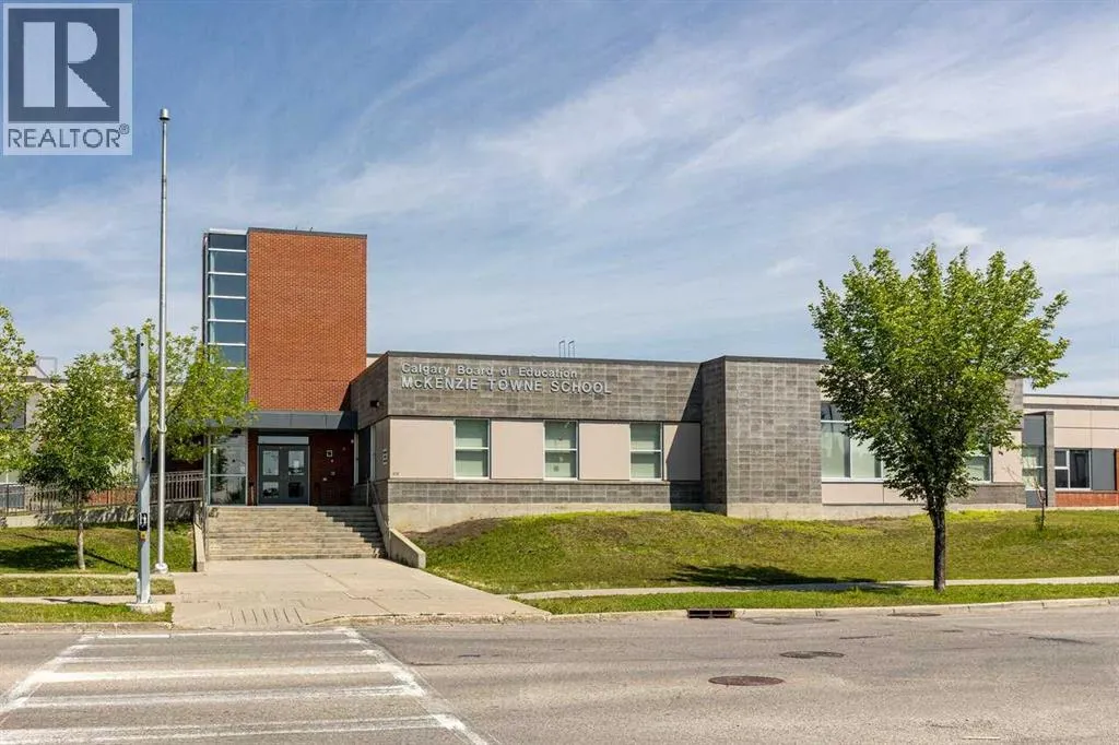 3114, 115 Prestwick Villas SE