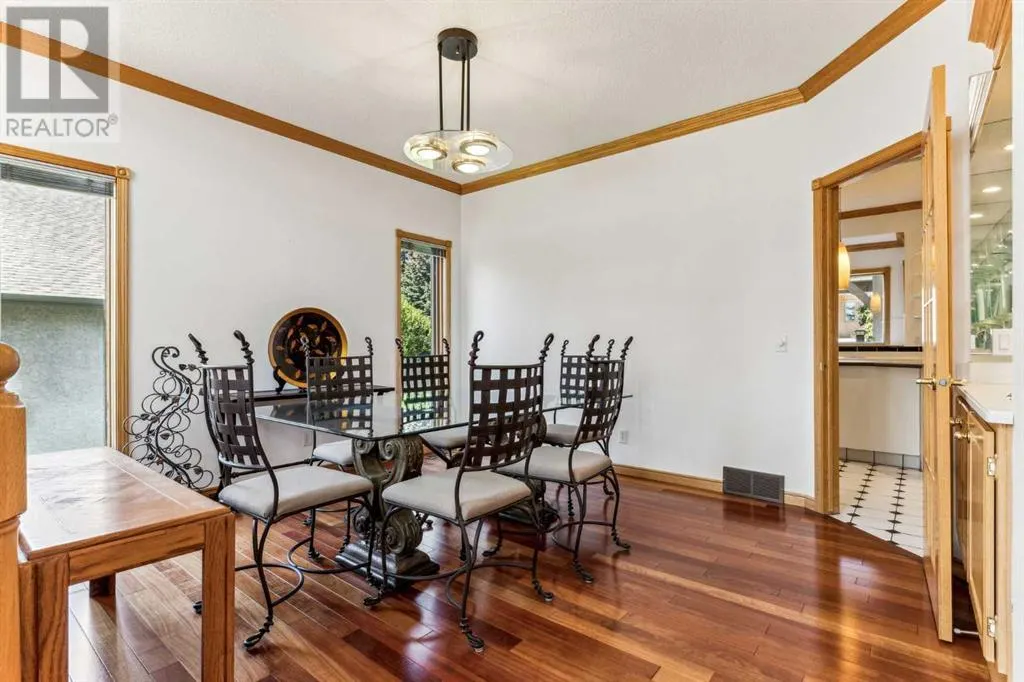 52 Edgeview Road NW