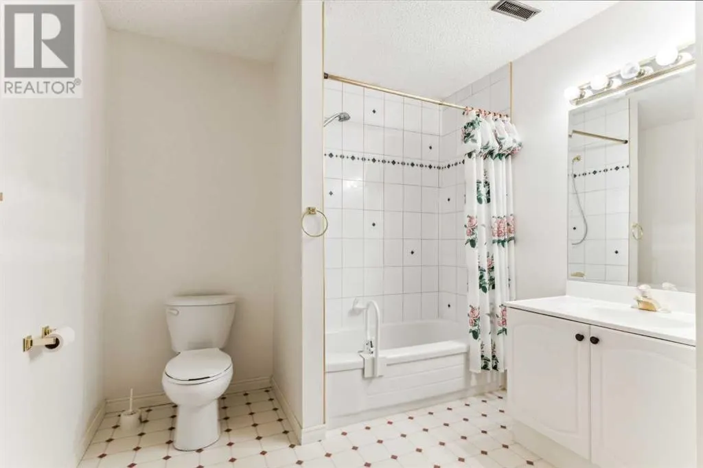 52 Edgeview Road NW