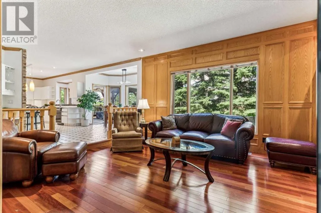 52 Edgeview Road NW