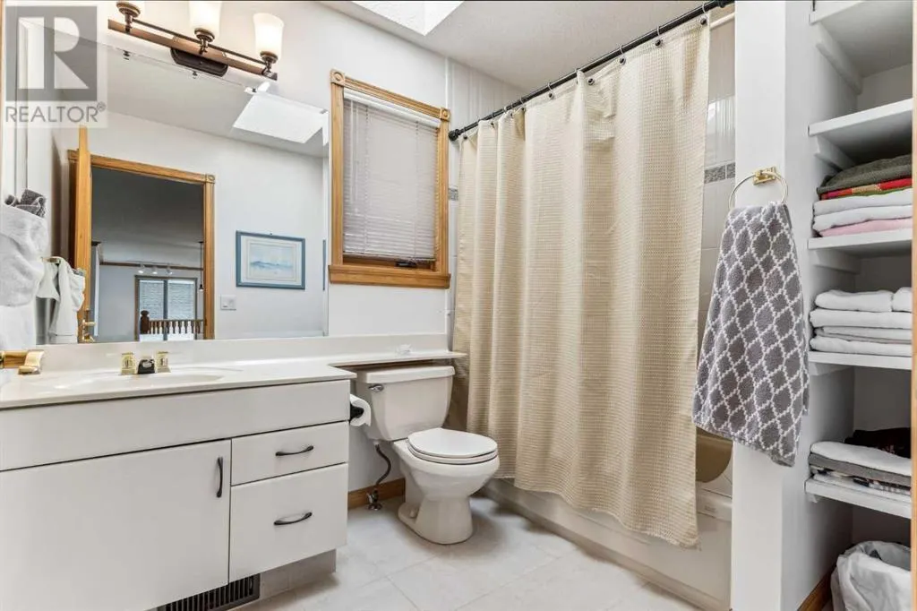 52 Edgeview Road NW