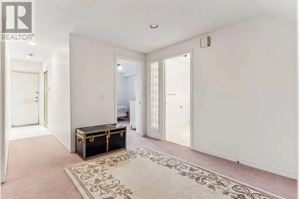 52 Edgeview Road NW