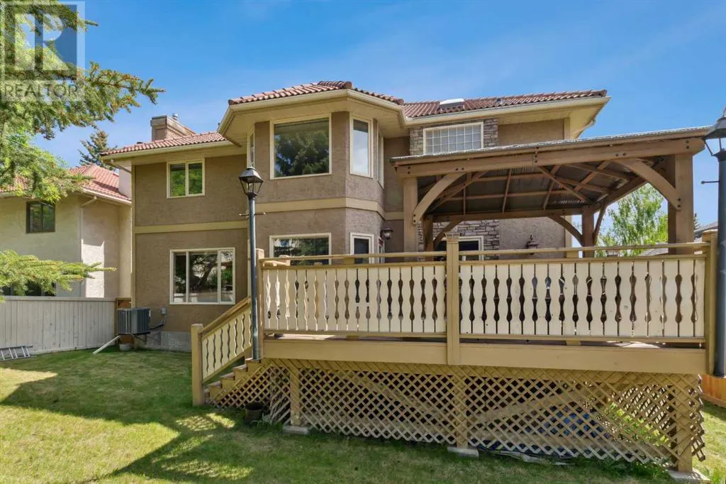 52 Edgeview Road NW