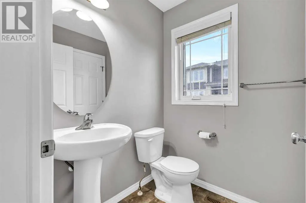 25 cityscape Row NE