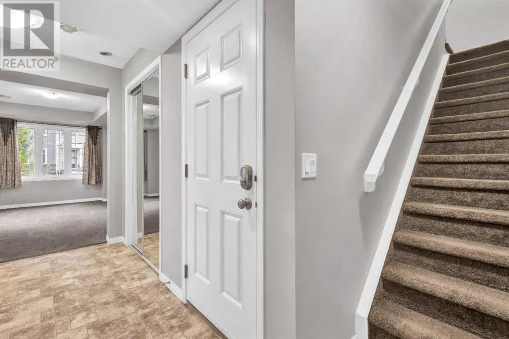 25 cityscape Row NE