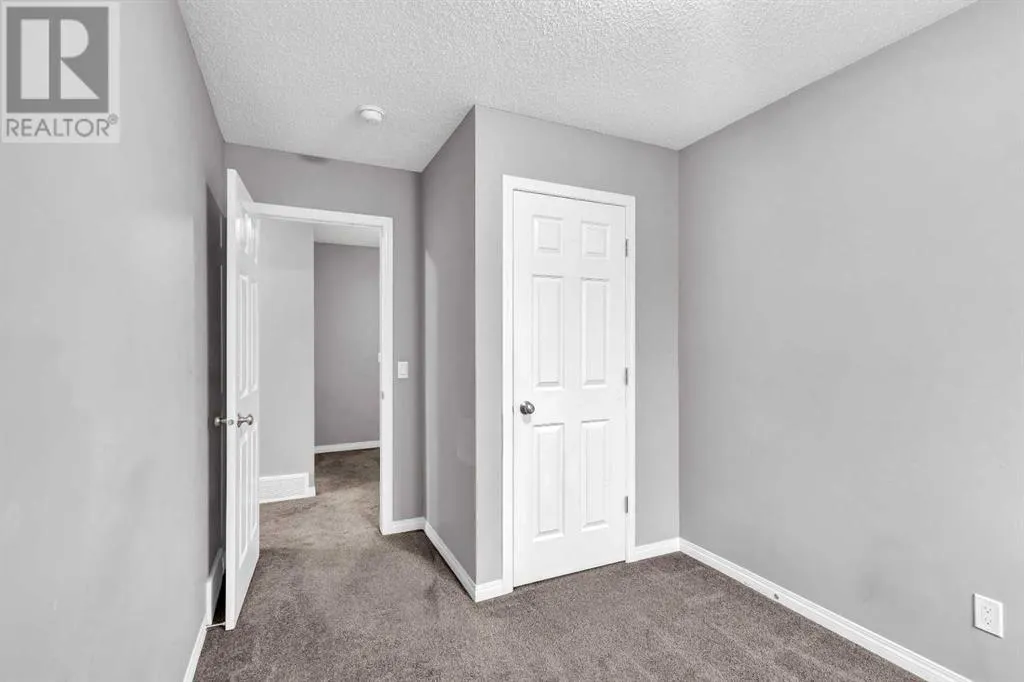 25 cityscape Row NE