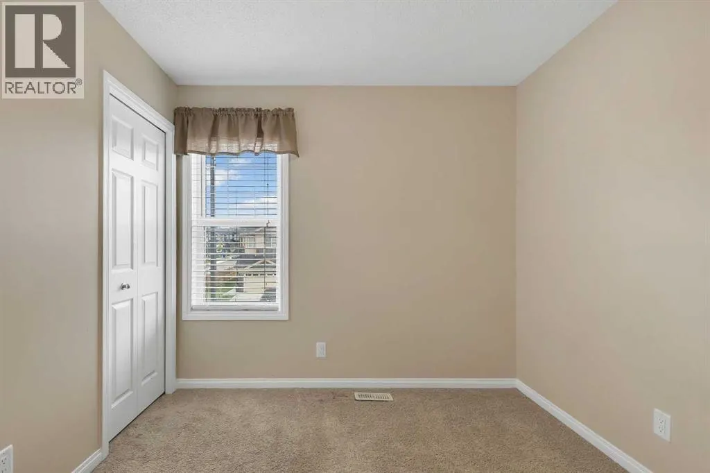 100 Clydesdale Way
