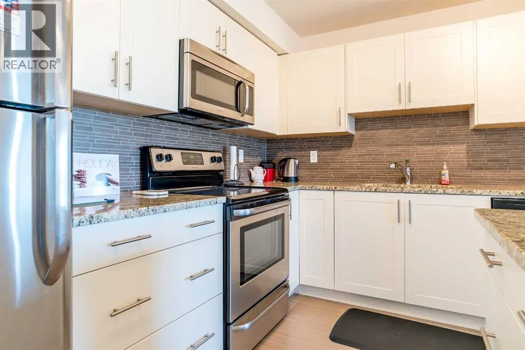 1208, 99 Copperstone Park SE