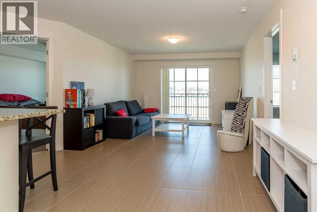 1208, 99 Copperstone Park SE