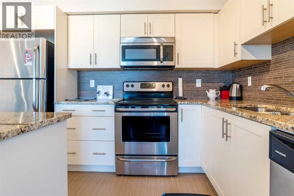 1208, 99 Copperstone Park SE