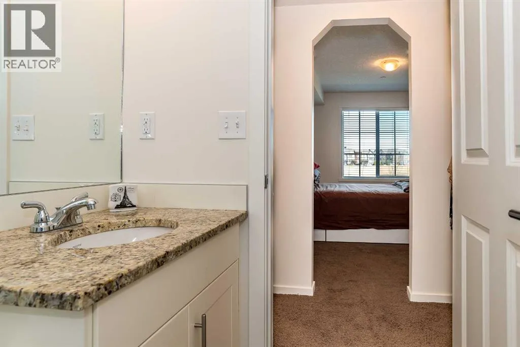 1208, 99 Copperstone Park SE