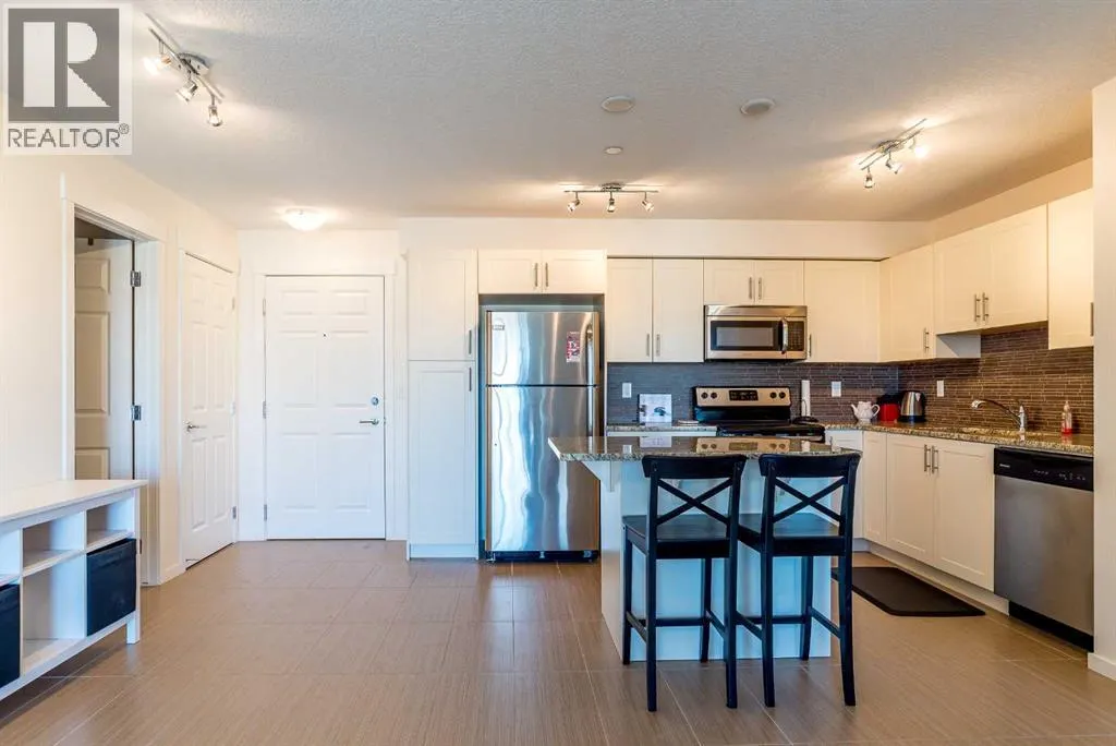 1208, 99 Copperstone Park SE
