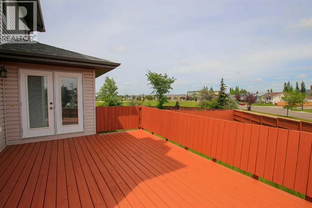 60 Dentoom Close