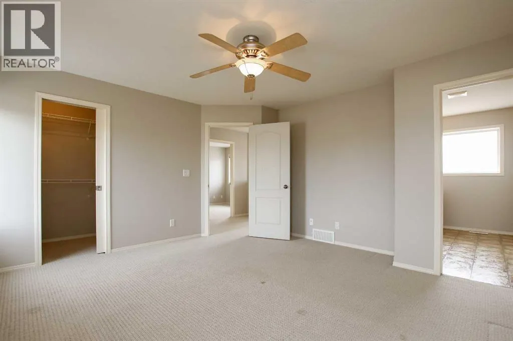 60 Dentoom Close