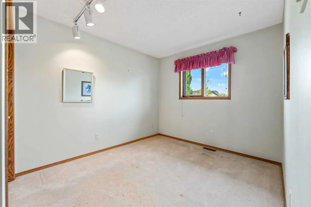 185 Lakeside Greens Drive