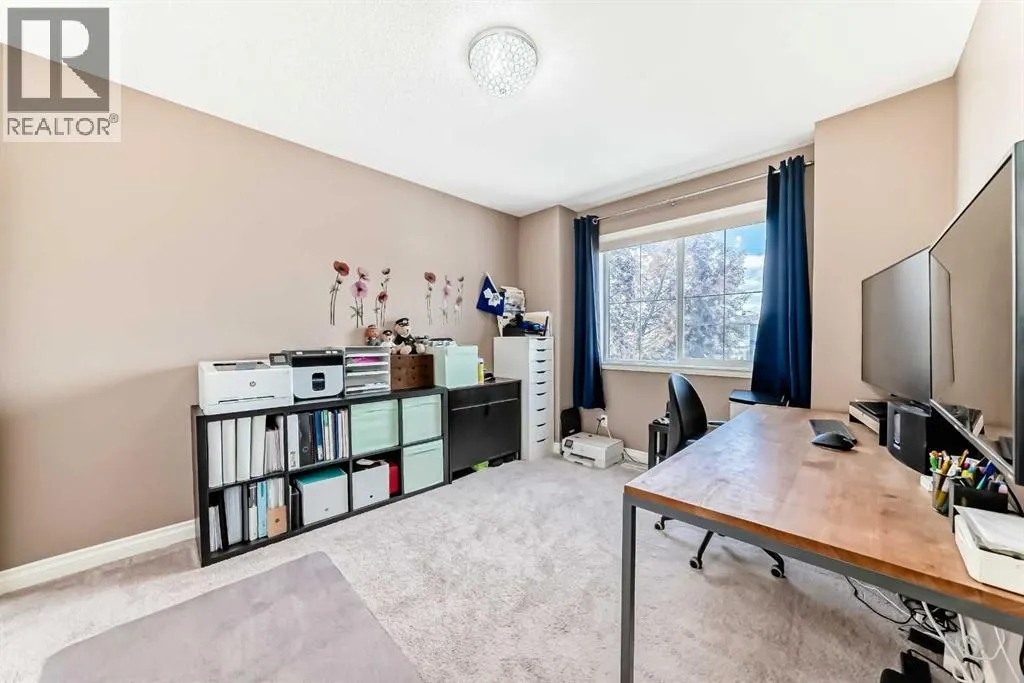120 Oakmere Way