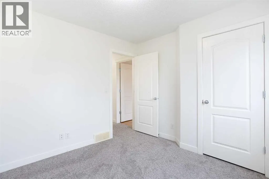 373 Brightonstone Green SE