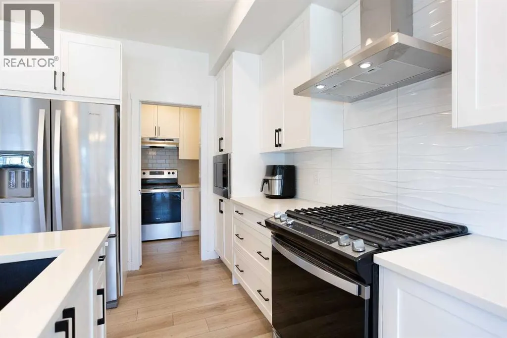 200 Homestead Grove NE
