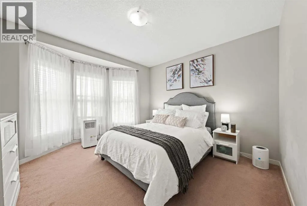 186 Cranberry Close SE