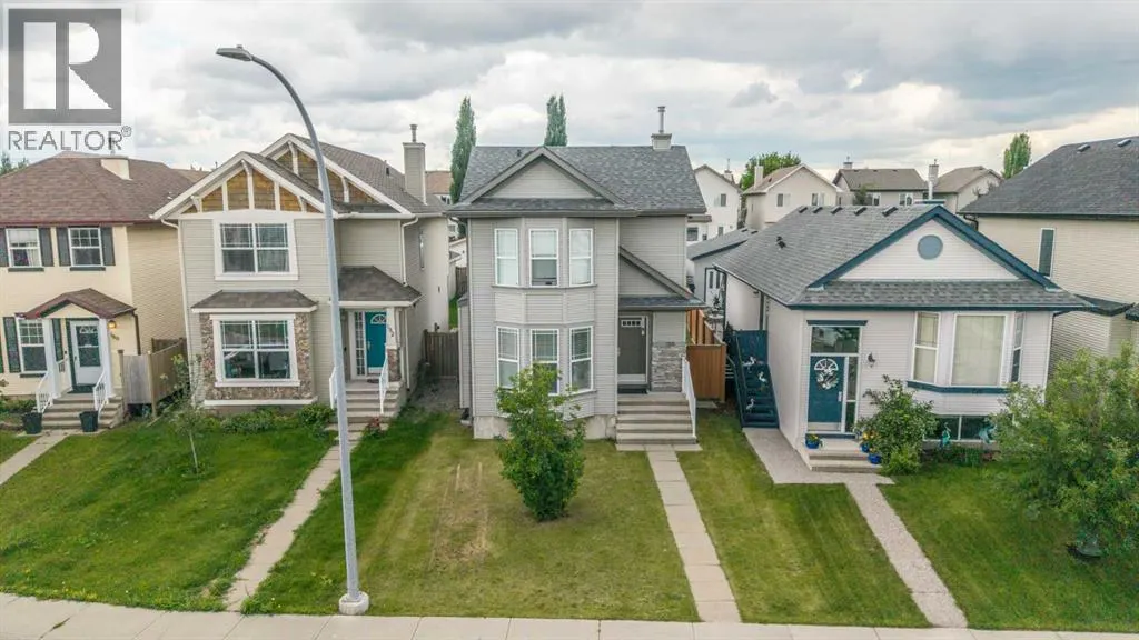 186 Cranberry Close SE