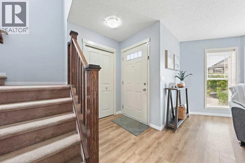 186 Cranberry Close SE