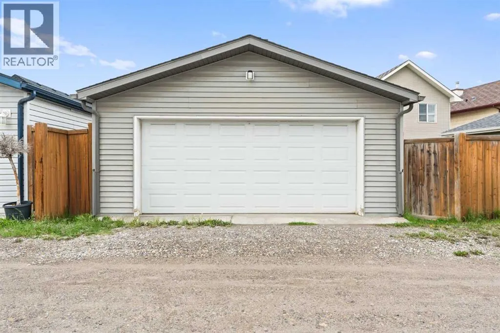 186 Cranberry Close SE