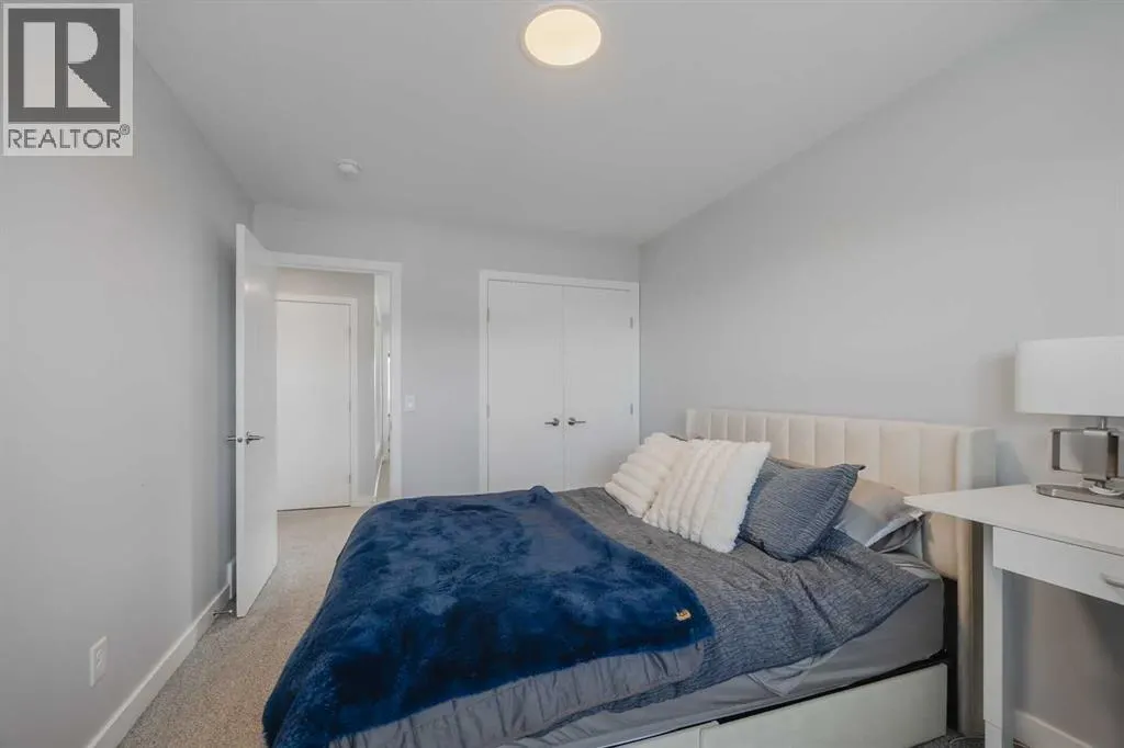 190 Magnolia Square SE