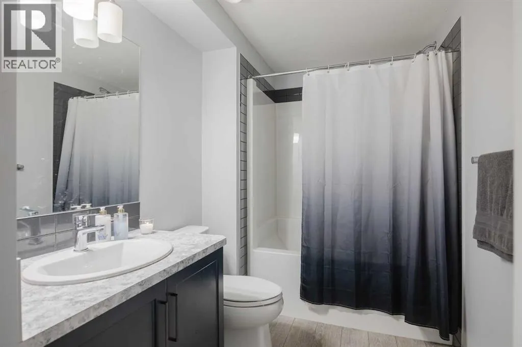 190 Magnolia Square SE