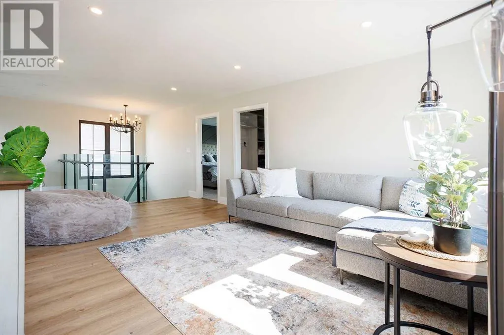 125 Emerald Drive