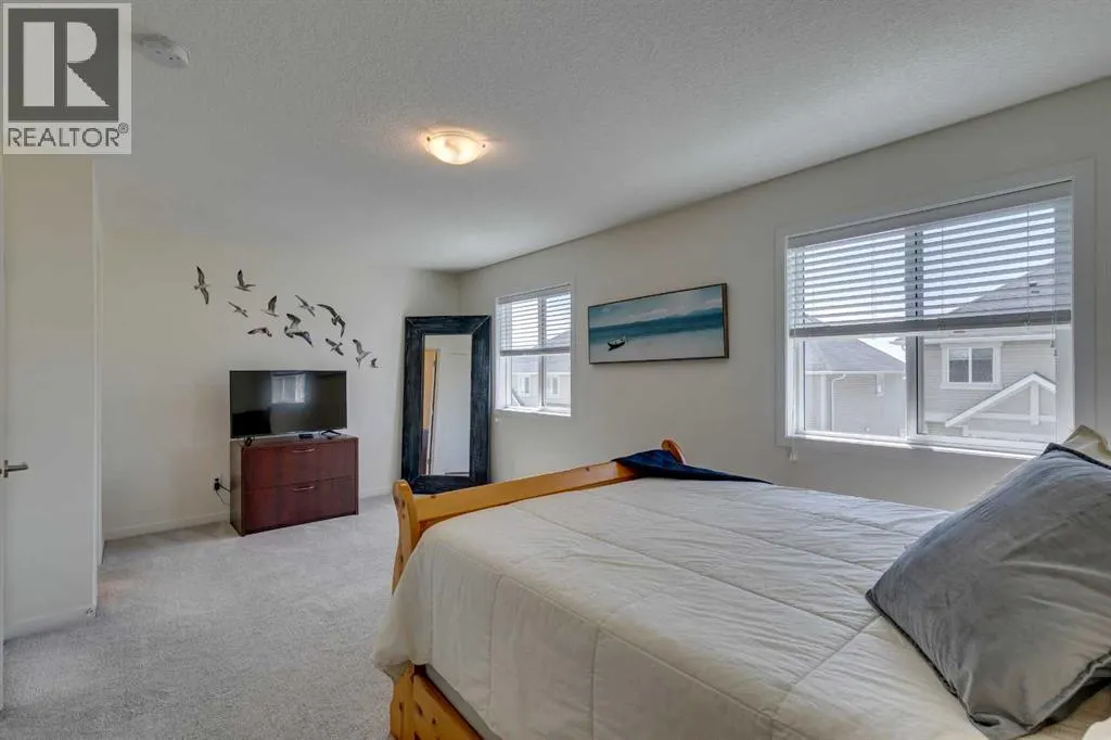 225 South Point Park SW