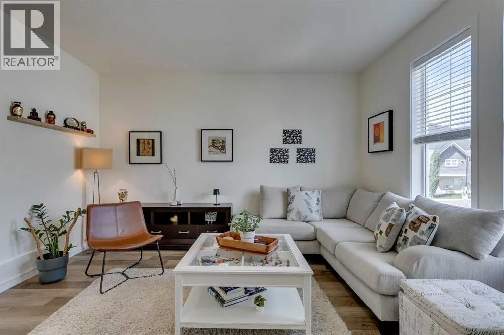 225 South Point Park SW