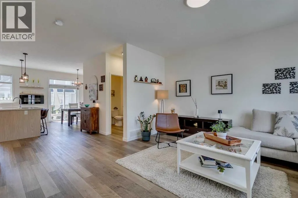 225 South Point Park SW