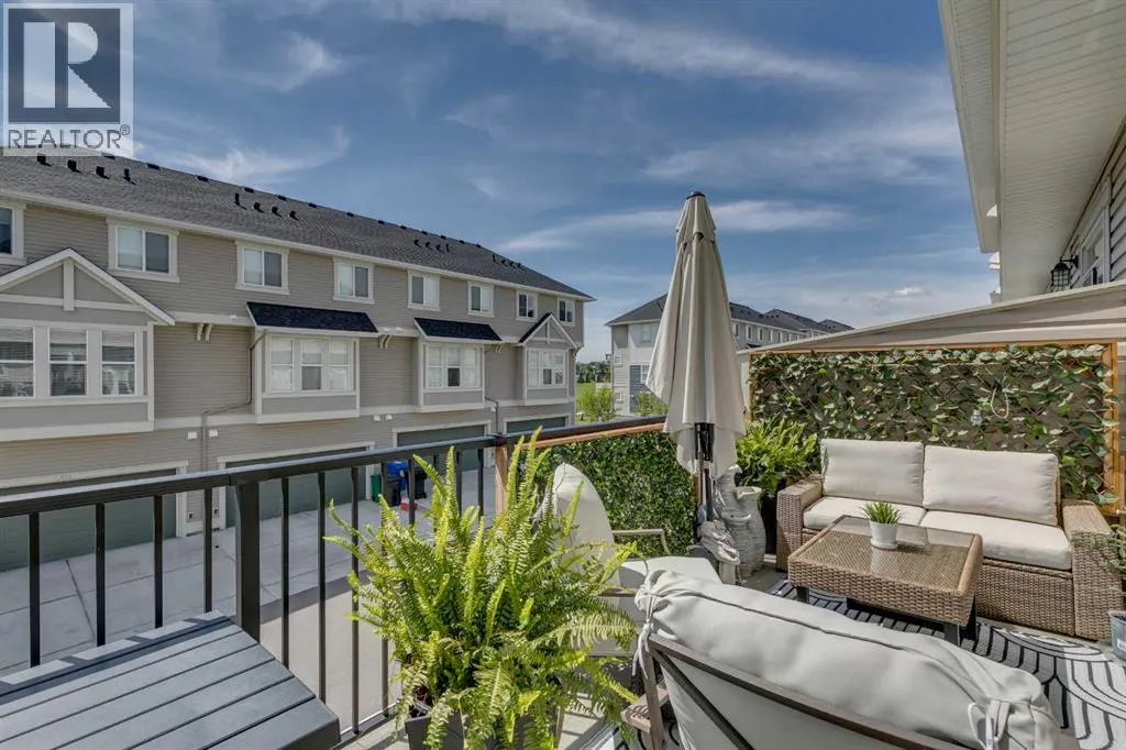 225 South Point Park SW