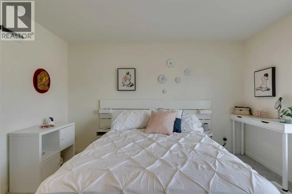 225 South Point Park SW