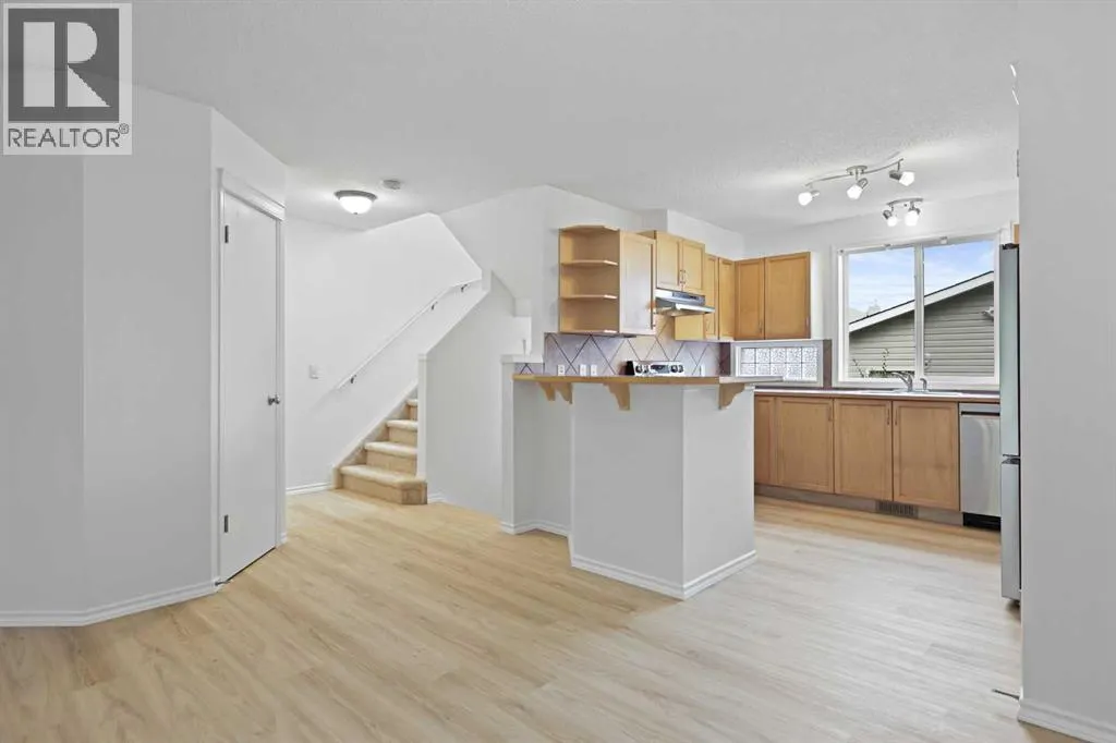 73 Prestwick Heights SE