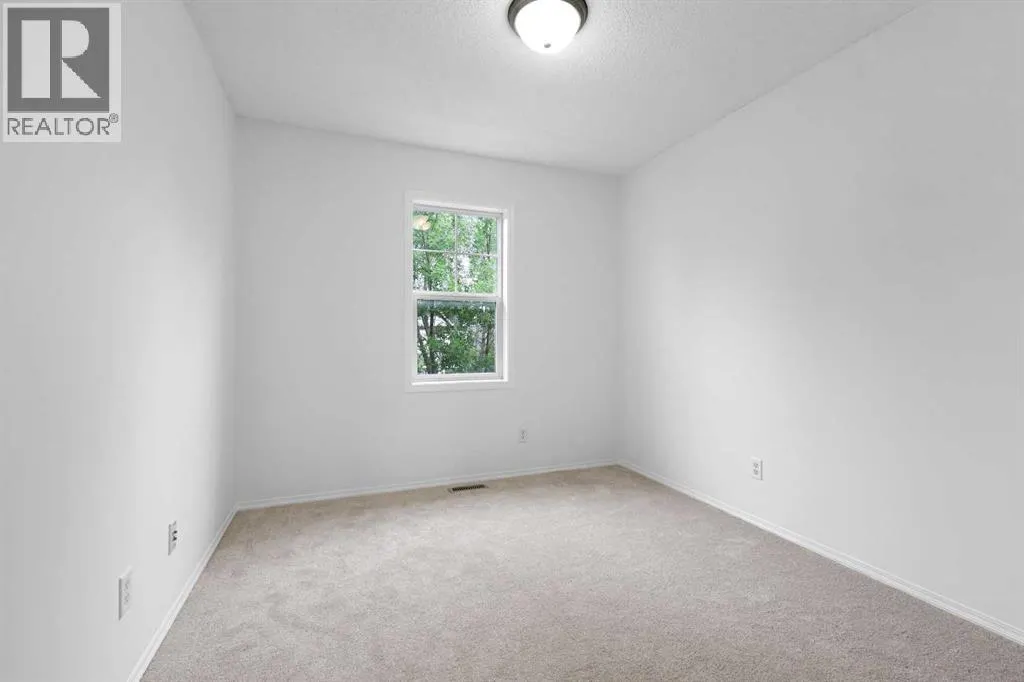 73 Prestwick Heights SE