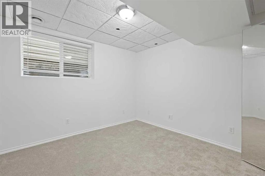73 Prestwick Heights SE