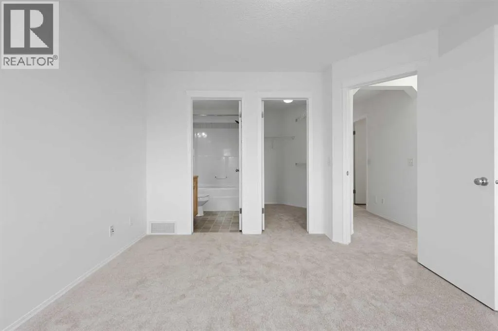 73 Prestwick Heights SE
