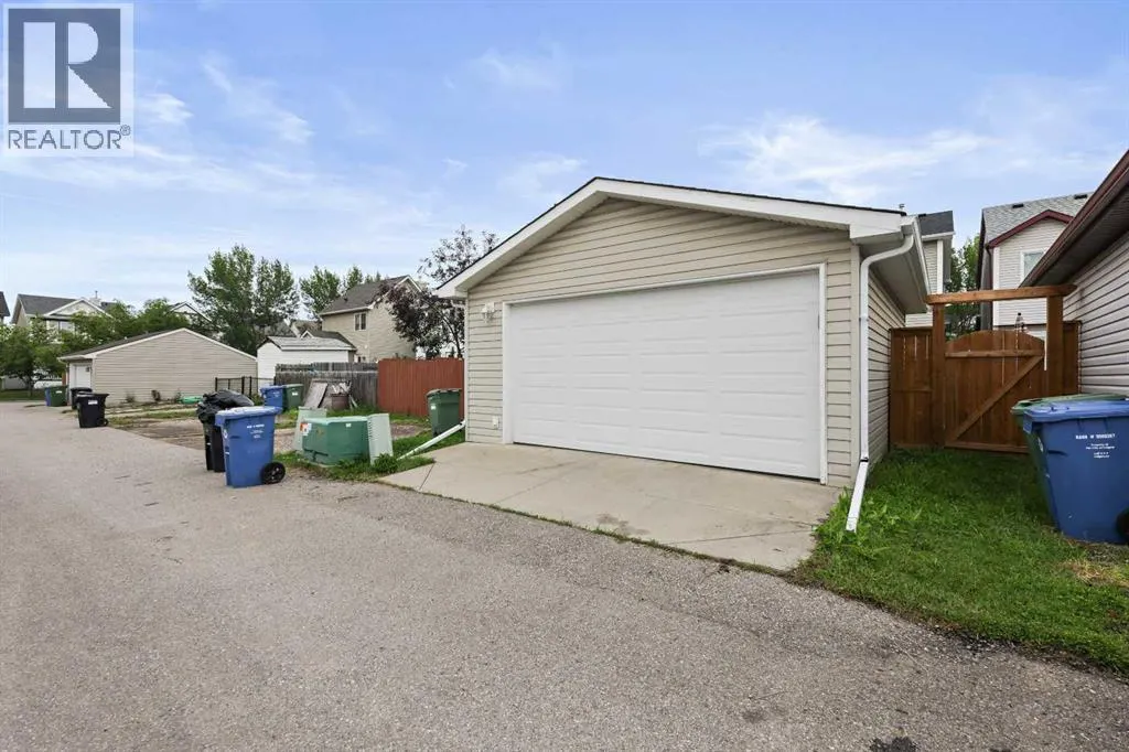 73 Prestwick Heights SE