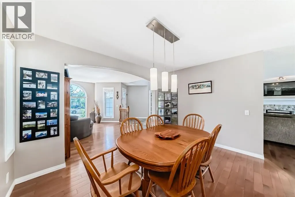 6 Gleneagles Close
