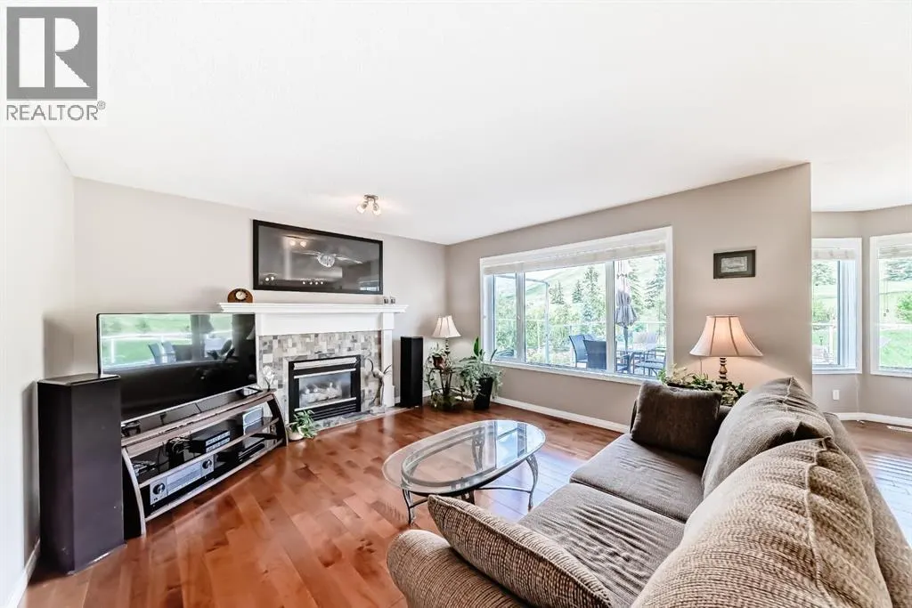 6 Gleneagles Close