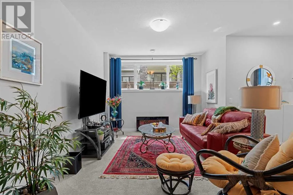 198 Crestridge Common SW