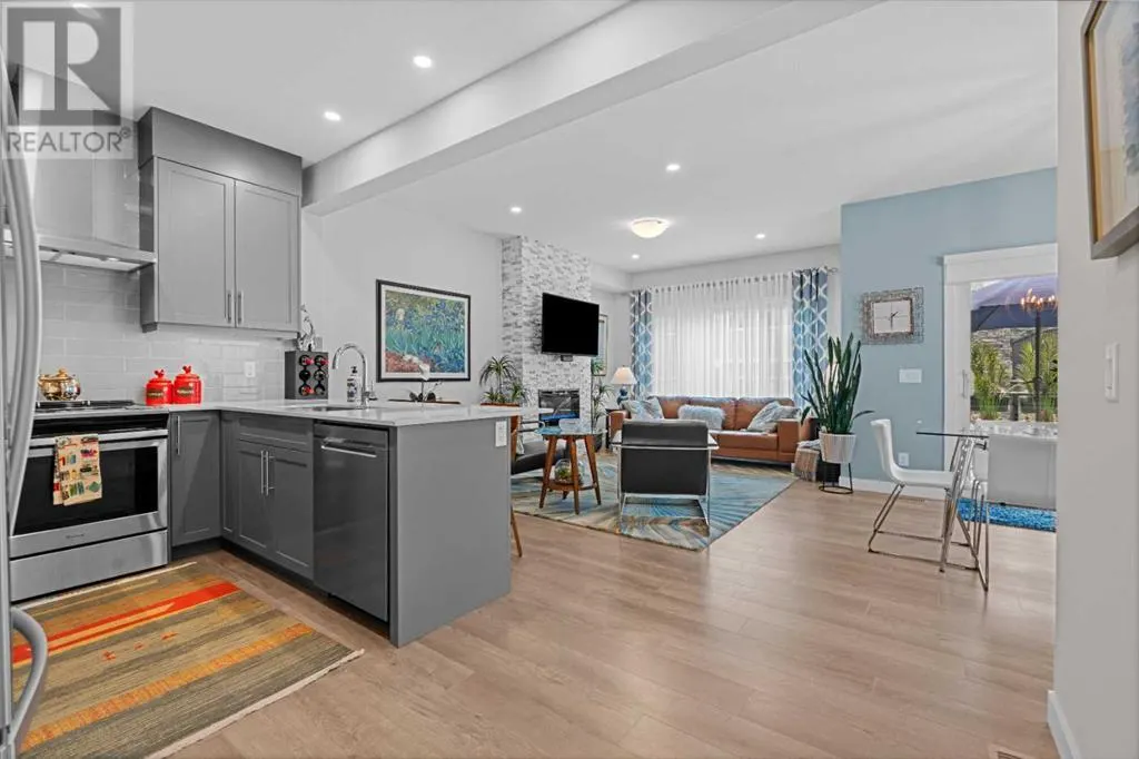 198 Crestridge Common SW