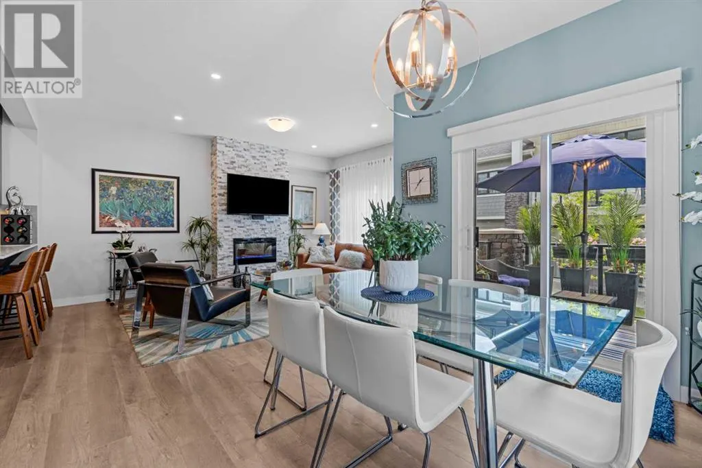 198 Crestridge Common SW