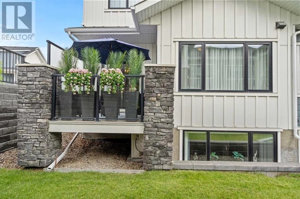 198 Crestridge Common SW