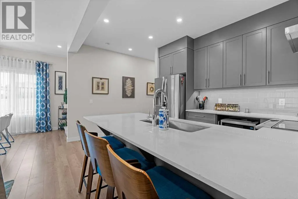 198 Crestridge Common SW