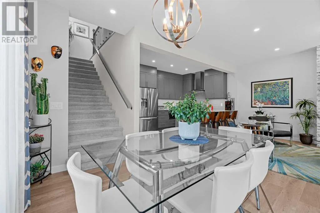 198 Crestridge Common SW
