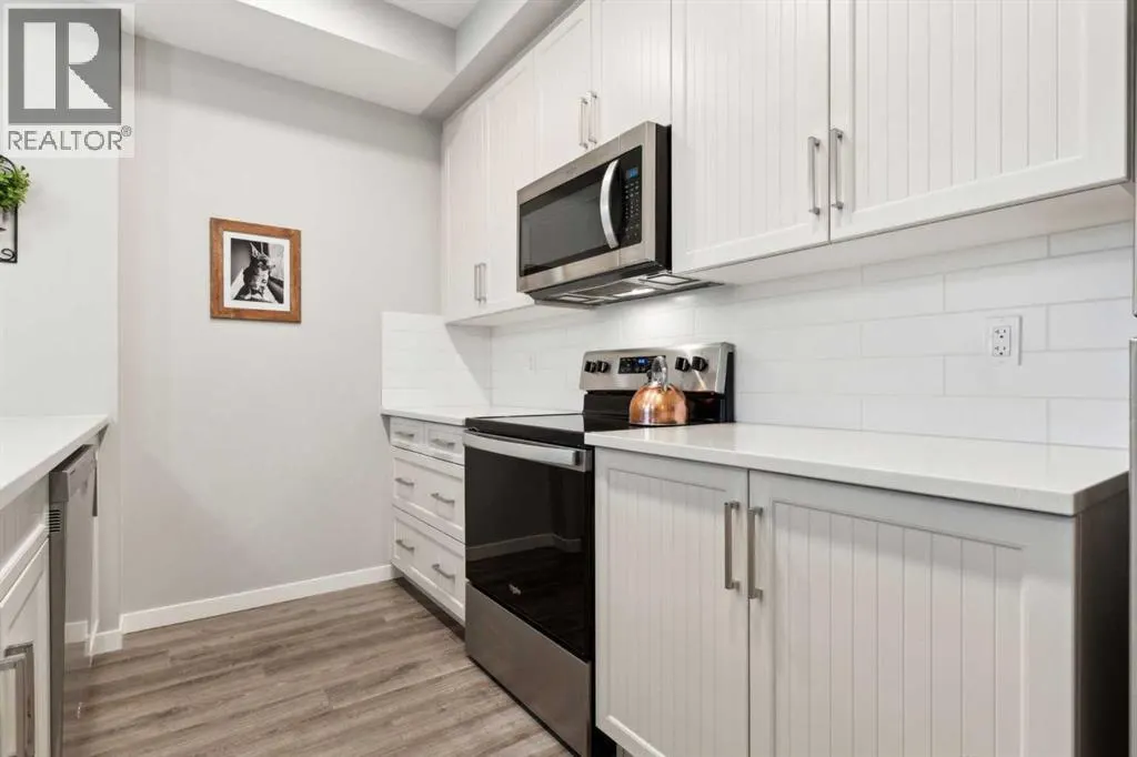 301, 30 Mahogany Mews SE