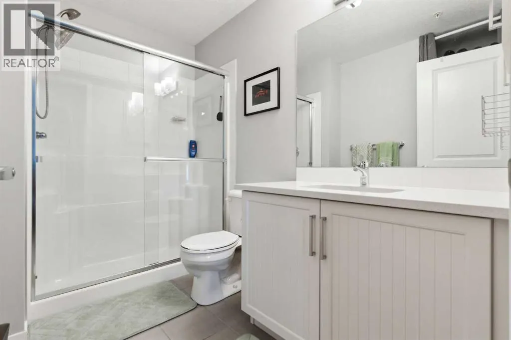 301, 30 Mahogany Mews SE